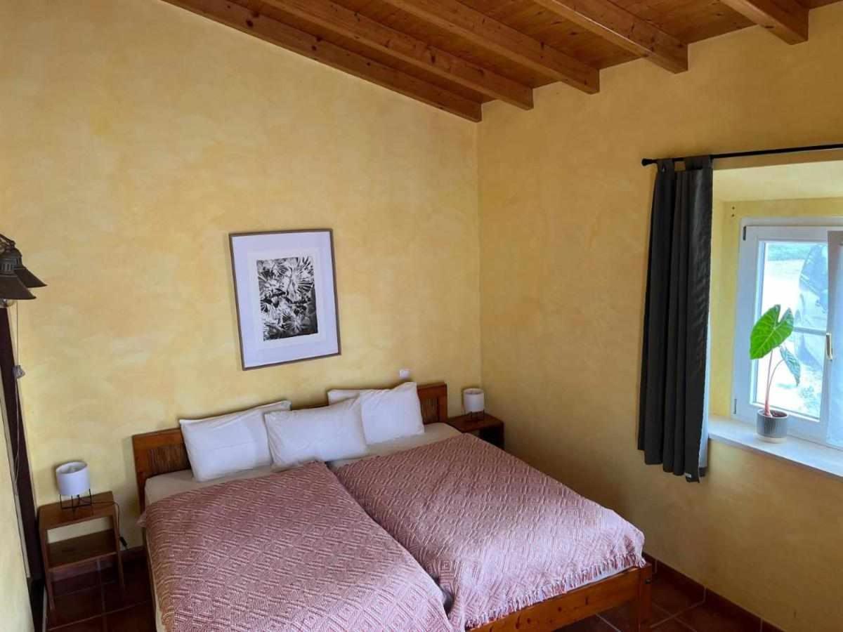 Casa Presente Guesthouse Carrapateira Εξωτερικό φωτογραφία